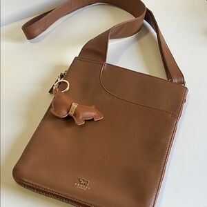 RADLEY LONDON Crossbody Leather Bag with unbranded dog bag charm
